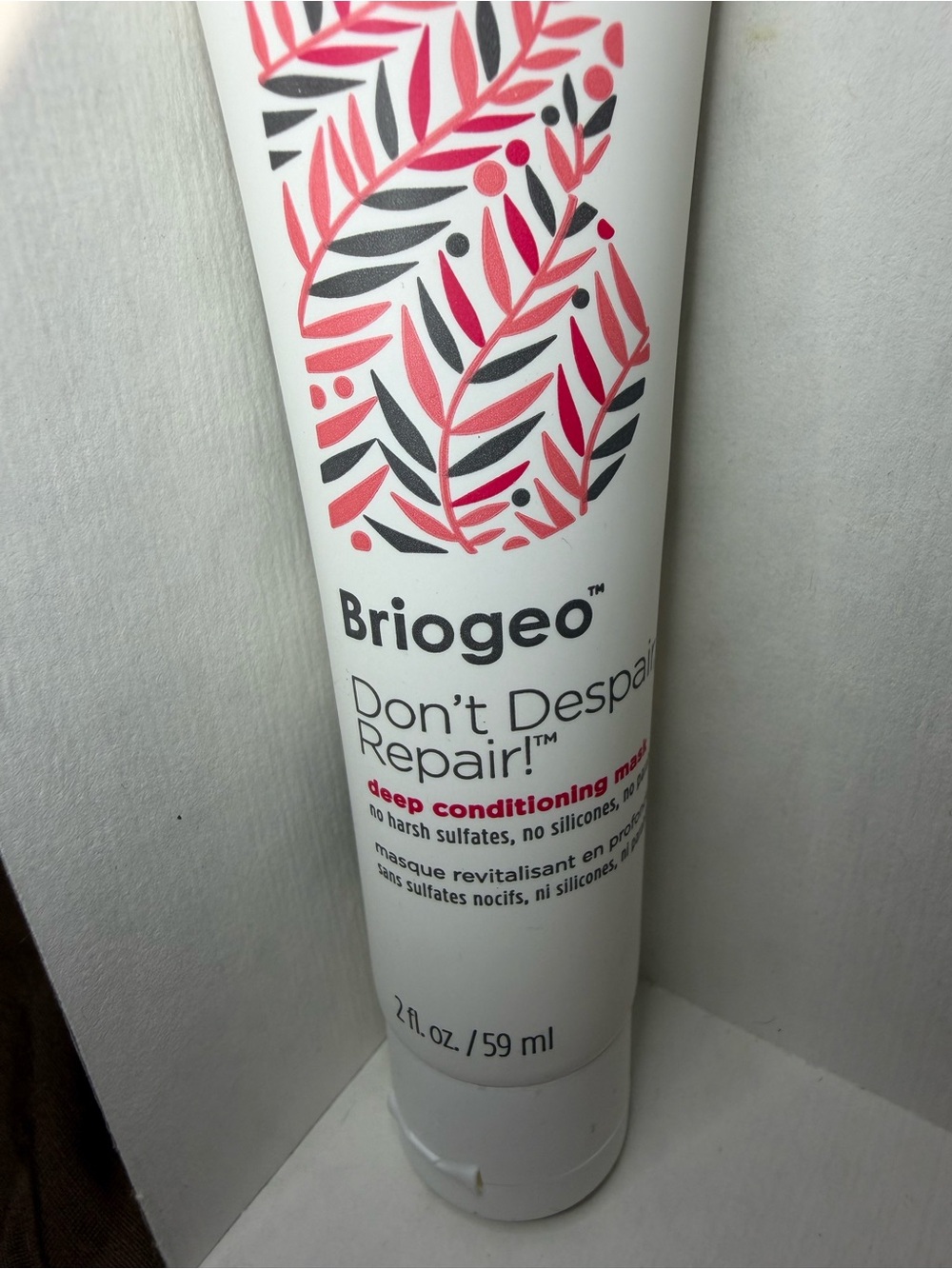 Briogeo Pink and Black Floral-Accent Deep Conditioning Mask